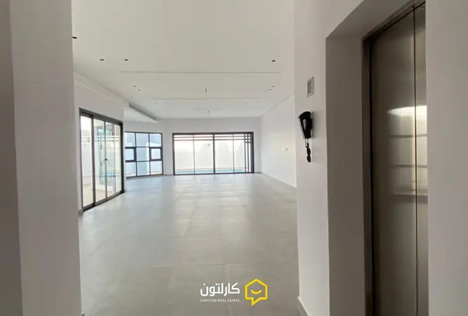 52570821 - صورة العقار 2