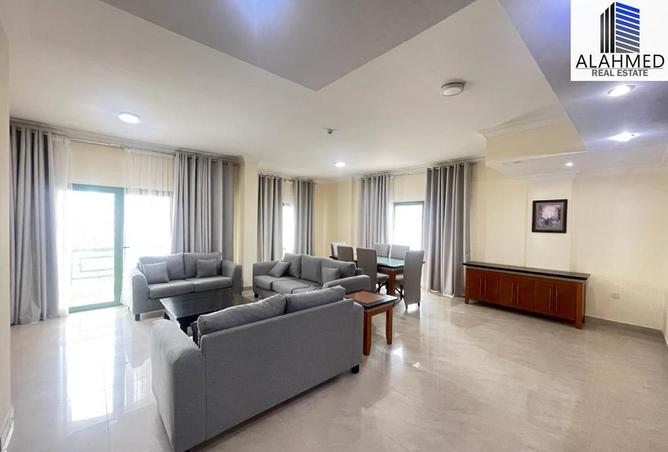 54398230 - Property Image 2