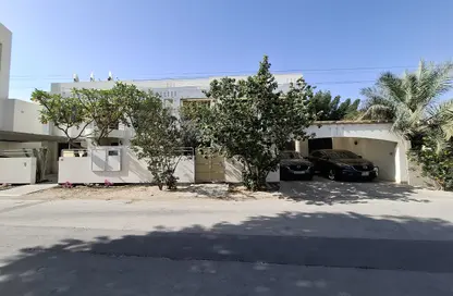 Villa - 4 Bedrooms - 6 Bathrooms for rent in Jeblat Hebshi - Northern Governorate