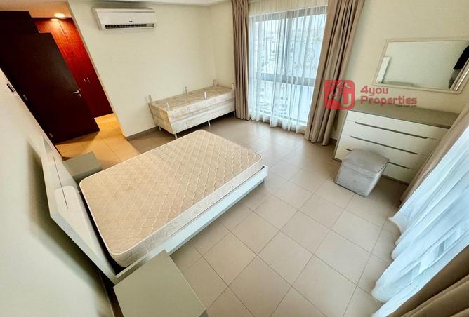 996058 - Property Image 2