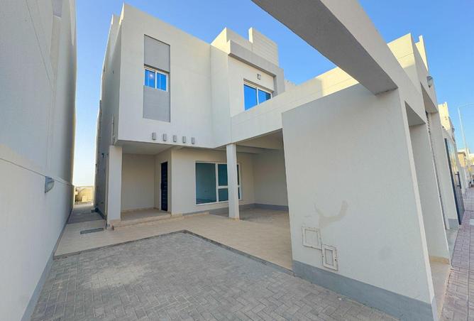 53765409 - Property Image 2