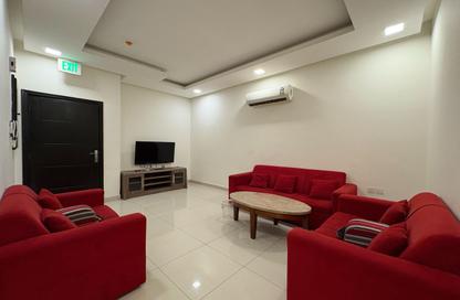 Apartment - 2 - 2 for rent in Bu Kowarah - Riffa - Southern Governorate