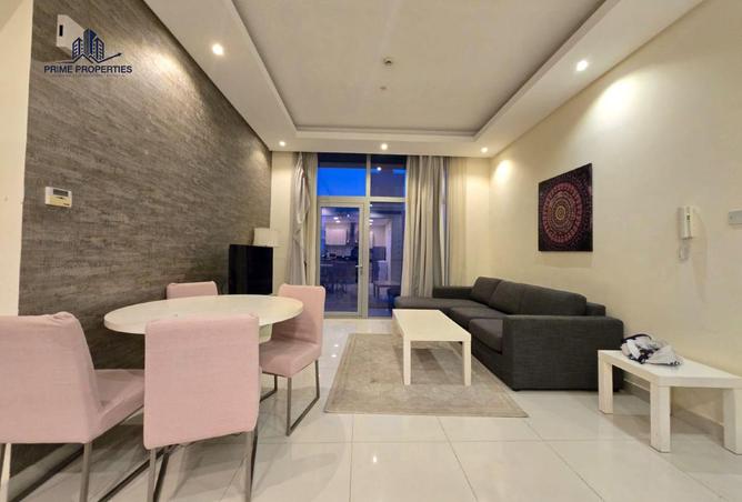 988031 - Property Image 2