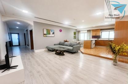 Apartment - 2 Bedrooms - 2 Bathrooms for rent in Segaya - Manama - Capital Governorate Apartment - 2 Bedrooms - 2 Bathrooms for rent in Segaya - Manama - Capital Governorate