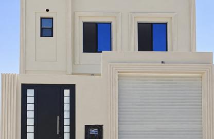 Villa - 4 - 4 for sale in Shahrakan - Northern Governorate Villa - 4 - 4 for sale in Shahrakan - Northern Governorate