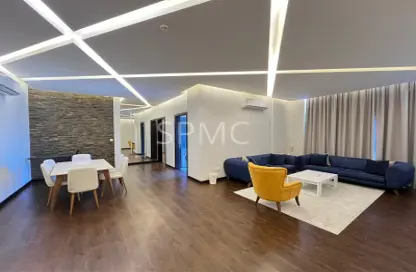Apartment - 2 Bedrooms - 3 Bathrooms for rent in Janabiya - Northern Governorate