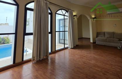 Villa - 3 Bedrooms - 3 Bathrooms for rent in Hidd - Muharraq Governorate