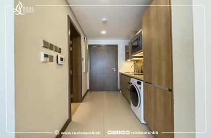 Apartment - Studio - 1 Bathroom for rent in Busaiteen - Muharraq Governorate