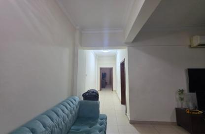 Apartment - 2 Bedrooms - 3 Bathrooms for sale in Busaiteen - Muharraq Governorate
