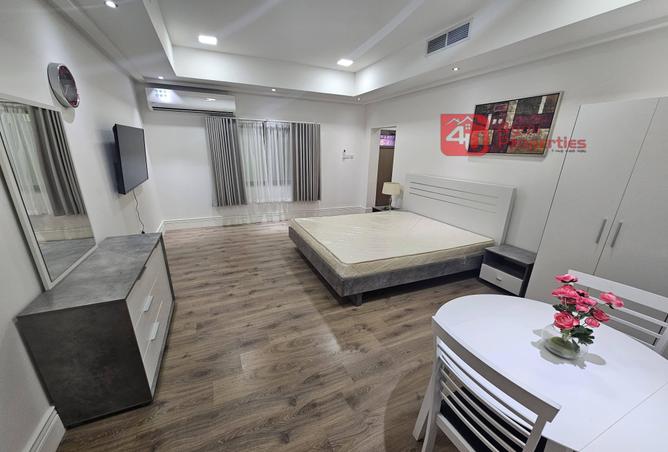 996160 - Property Image 3