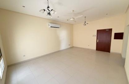 Apartment - 2 Bedrooms - 2 Bathrooms for rent in Budaiya - Northern Governorate