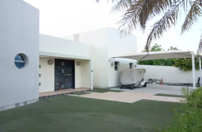 فيلا - 4 غرف نوم - 4 حمامات للبيع في درة البحرين - المحافظة الجنوبية