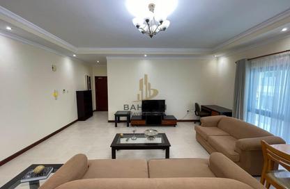 Apartment - 2 Bedrooms - 2 Bathrooms for rent in Segaya - Manama - Capital Governorate