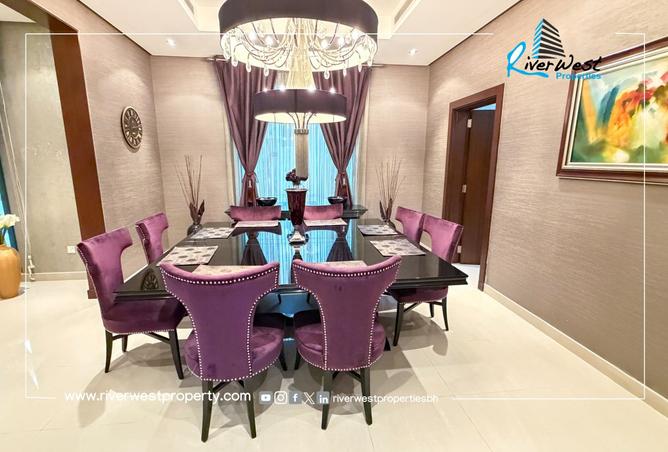 989447 - Property Image 3