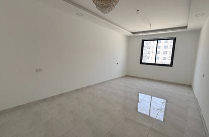 Apartment - 5 - 3 for sale in Hidd - Muharraq Governorate