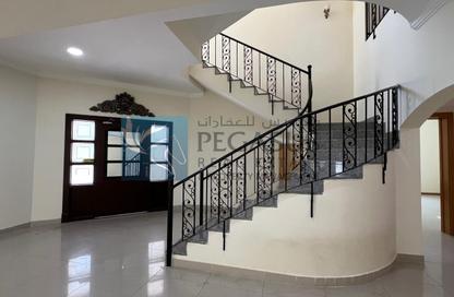 Villa - 4 Bedrooms - 5 Bathrooms for rent in Saar - Northern Governorate