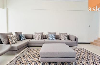 Apartment - 3 Bedrooms - 4 Bathrooms for rent in Al Juffair - Capital Governorate