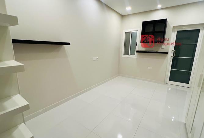 1001194 - Property Image 3