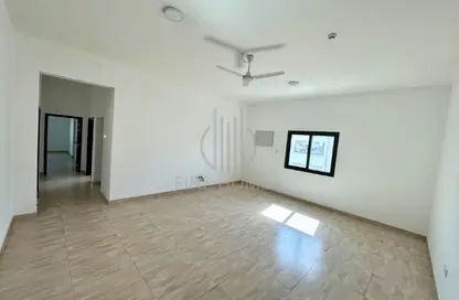 Apartment - 2 Bedrooms - 2 Bathrooms for rent in Tubli - Central Governorate