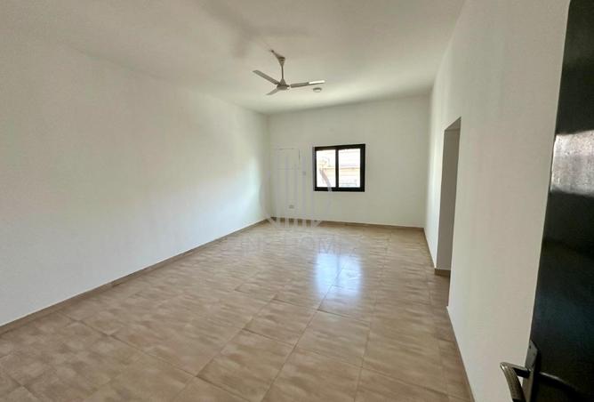 52650249 - Property Image 3