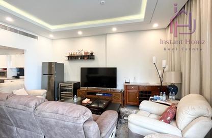 Apartment - 3 Bedrooms - 4 Bathrooms for sale in Al Juffair - Capital Governorate