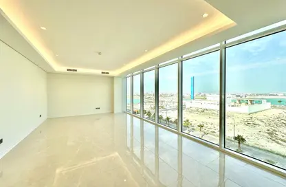 Apartment - 2 Bedrooms - 3 Bathrooms for rent in Canal View - Dilmunia Island - Muharraq Governorate