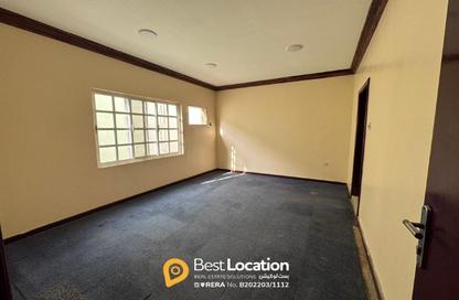 Apartment - 5 Bedrooms - 4 Bathrooms for rent in Salmaniya - Manama - Capital Governorate