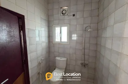 Apartment - 5 Bedrooms - 4 Bathrooms for rent in Salmaniya - Manama - Capital Governorate