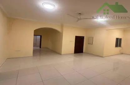 Apartment - 4 Bedrooms - 3 Bathrooms for rent in Alhajiyat - Riffa - Southern Governorate