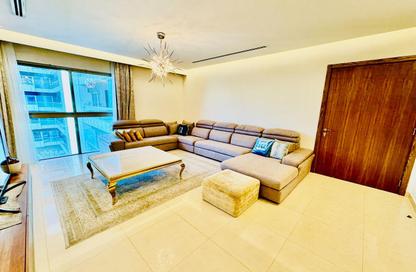 Apartment - 2 Bedrooms - 3 Bathrooms for rent in Reef Island - Capital Governorate