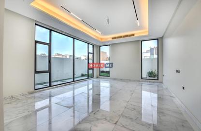 Villa - 4 Bedrooms - 6 Bathrooms for sale in Maqabah - Northern Governorate