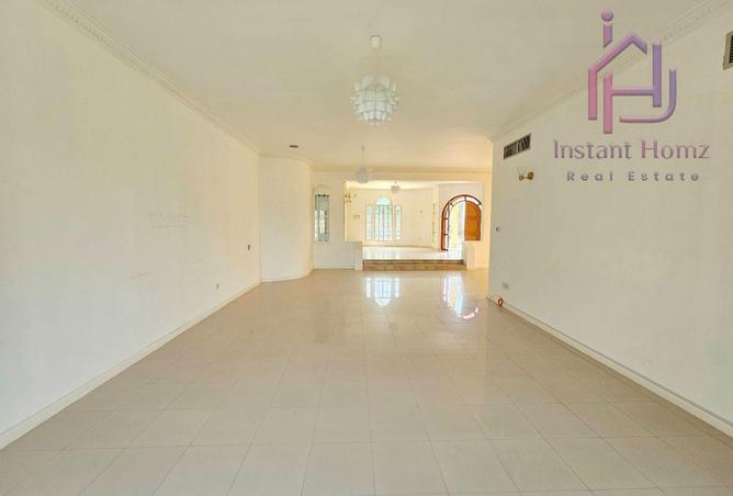 56422700 - Property Image 2