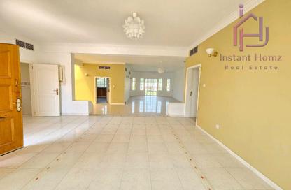 Villa - 4 Bedrooms - 4 Bathrooms for rent in Janabiya - Northern Governorate
