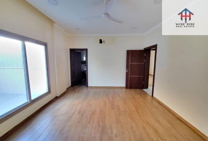 997049 - Property Image 3