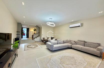 Villa - 3 - 4 for rent in Al Marsa Floating City - Amwaj Islands - Muharraq Governorate