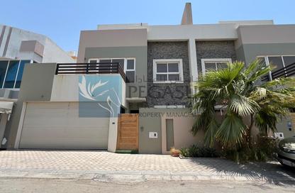 Villa - 4 Bedrooms - 5 Bathrooms for rent in Saar - Northern Governorate