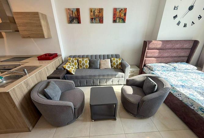 993925 - Property Image 2