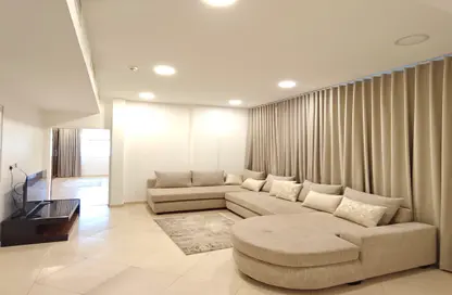 Apartment - 2 Bedrooms - 1 Bathroom for rent in Janabiya - Northern Governorate