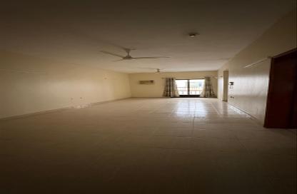 Apartment - 2 Bedrooms - 2 Bathrooms for rent in Exhibition Road - Hoora - Capital Governorate