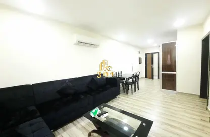 Apartment - 1 Bedroom - 1 Bathroom for rent in Al Burhama - Manama - Capital Governorate