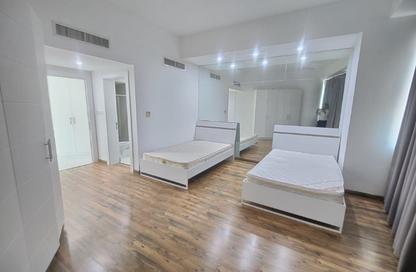Apartment - 2 Bedrooms - 3 Bathrooms for rent in Sanabis - Manama - Capital Governorate Apartment - 2 Bedrooms - 3 Bathrooms for rent in Sanabis - Manama - Capital Governorate