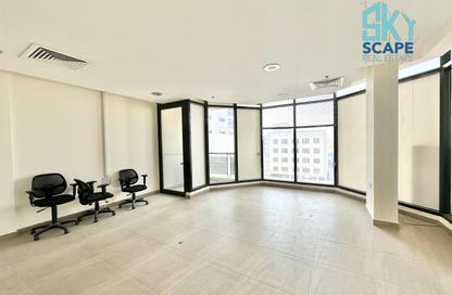 Office Space - Studio - 2 for rent in Seef - Capital Governorate