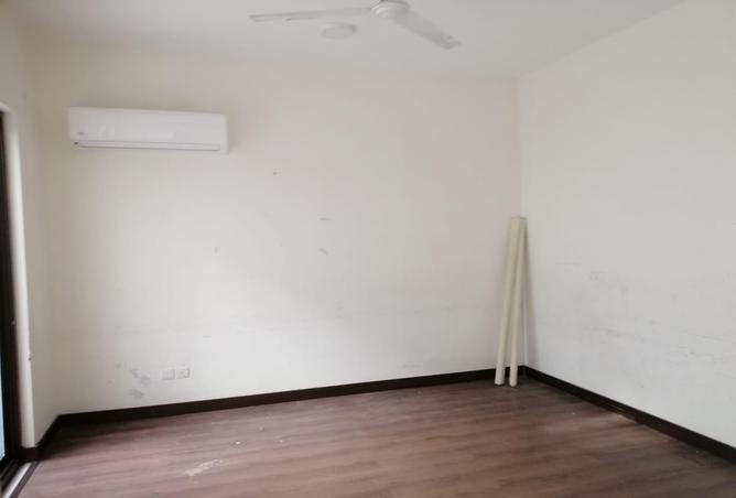 54397958 - صورة العقار 3