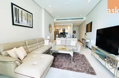 Apartment - 3 Bedrooms - 5 Bathrooms for rent in Reef Island - Capital Governorate