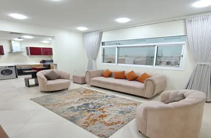 Apartment - 2 Bedrooms - 1 Bathroom for rent in Janabiya - Northern Governorate