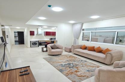 Apartment - 2 Bedrooms - 1 Bathroom for rent in Janabiya - Northern Governorate