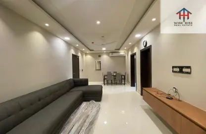 Apartment - 3 Bedrooms - 2 Bathrooms for rent in Busaiteen - Muharraq Governorate