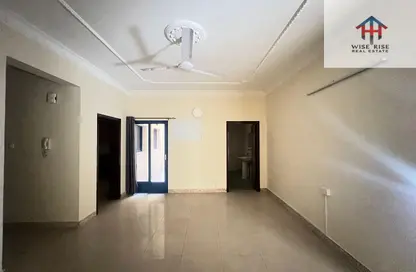Apartment - 2 Bedrooms - 2 Bathrooms for rent in Gufool - Manama - Capital Governorate