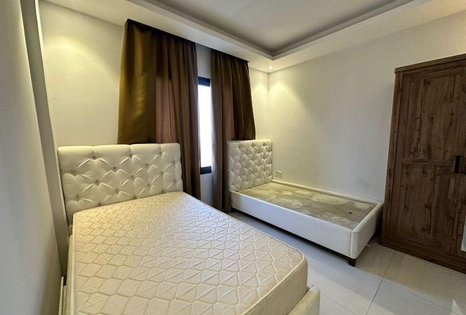 995465 - Property Image 3