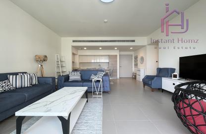Apartment - 2 Bedrooms - 2 Bathrooms for rent in Marassi Shores Residences - Diyar Al Muharraq - Muharraq Governorate